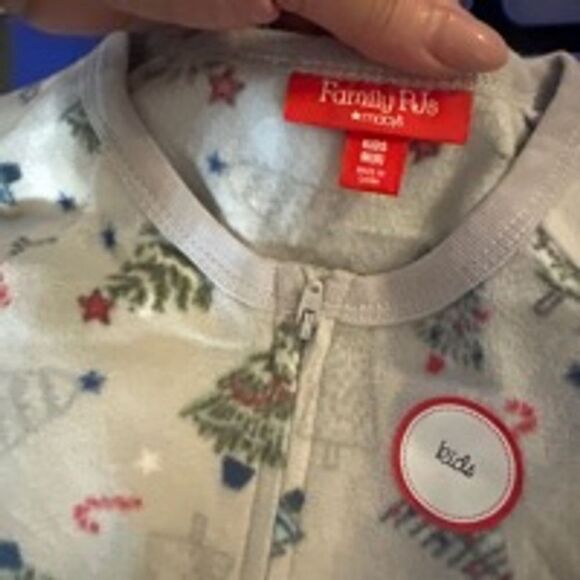 Macys Unisex Family PJs Pajamas Grey‎ Green Small & XL - Picture 4 of 6